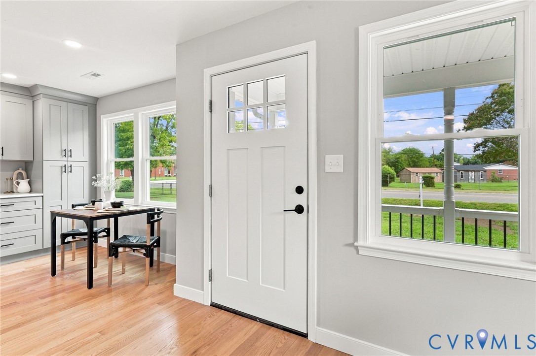 1909 Cool Ln Property Photo 8