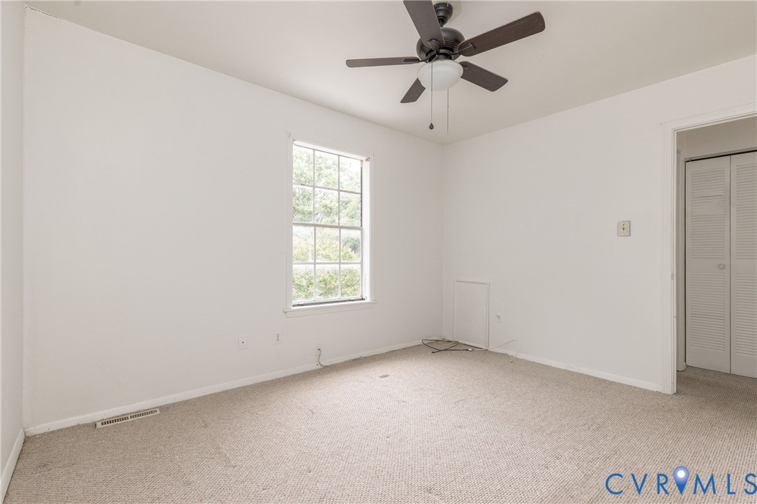 3706 Luckylee Cres Property Photo 19
