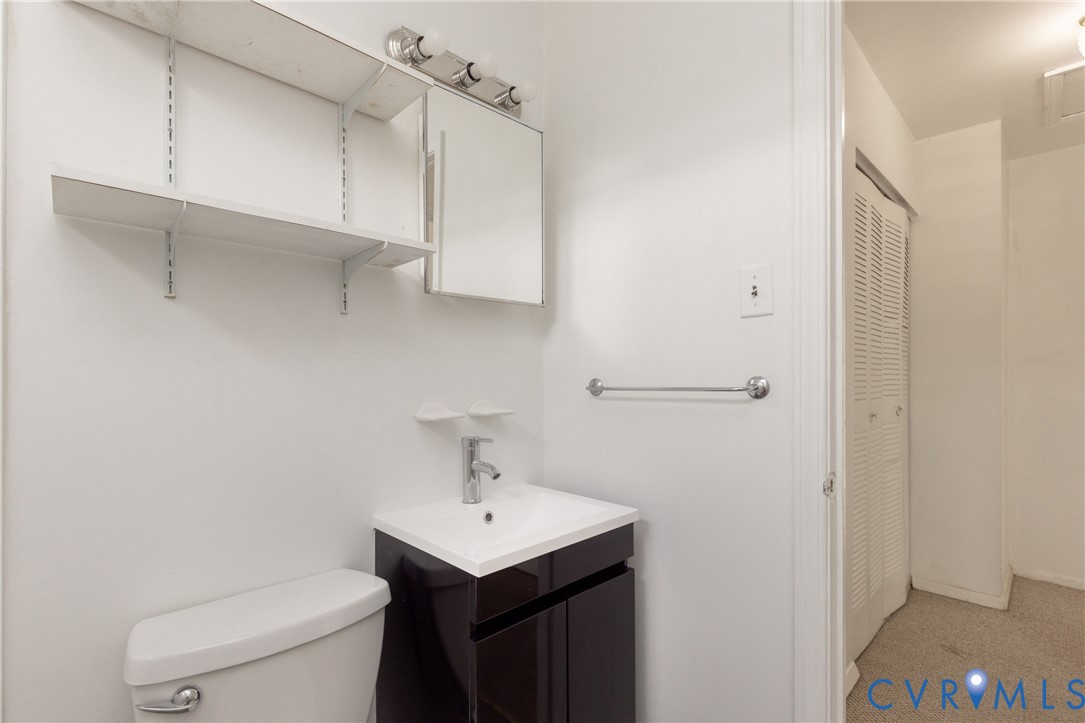 3706 Luckylee Cres Property Photo 22