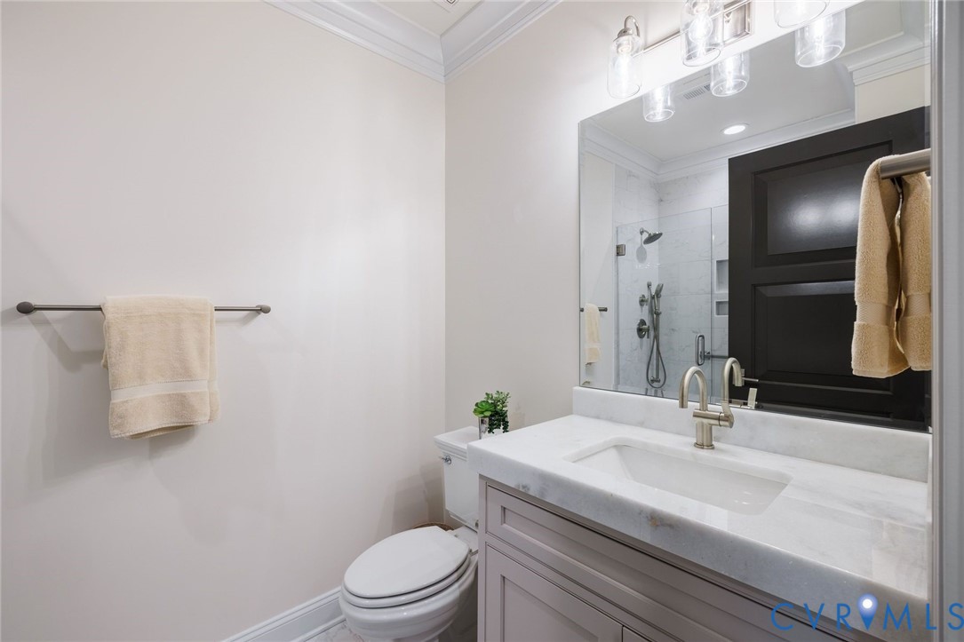 511 Libbie Ave Unit#d Property Photo 26