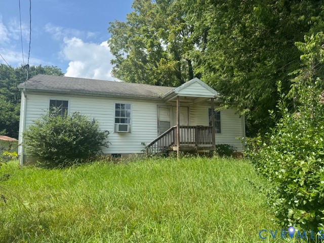 212 W 5th St Property Photo 1