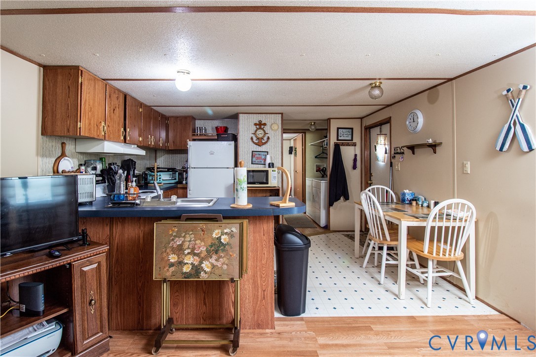 151 Ford Trl Property Photo 4