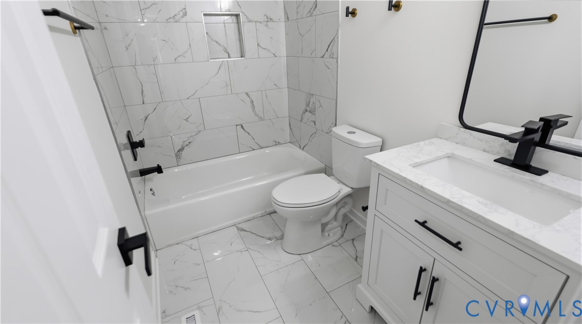 8501 Finstown Ln Property Photo 6
