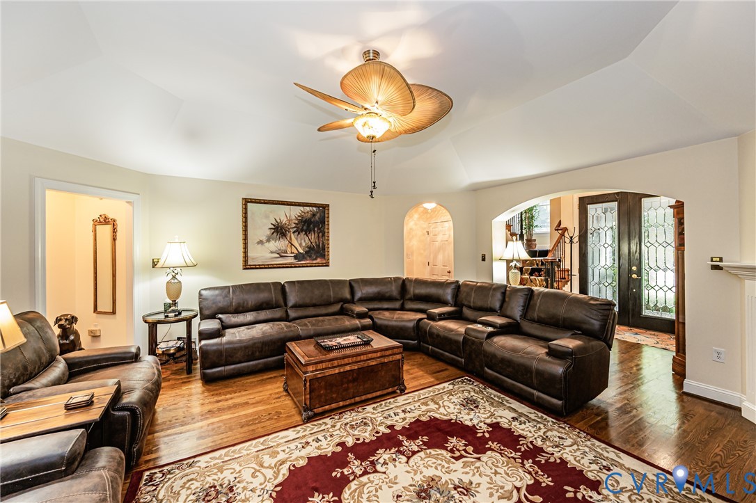 7081 Harrison Bluff Ln Property Photo 11