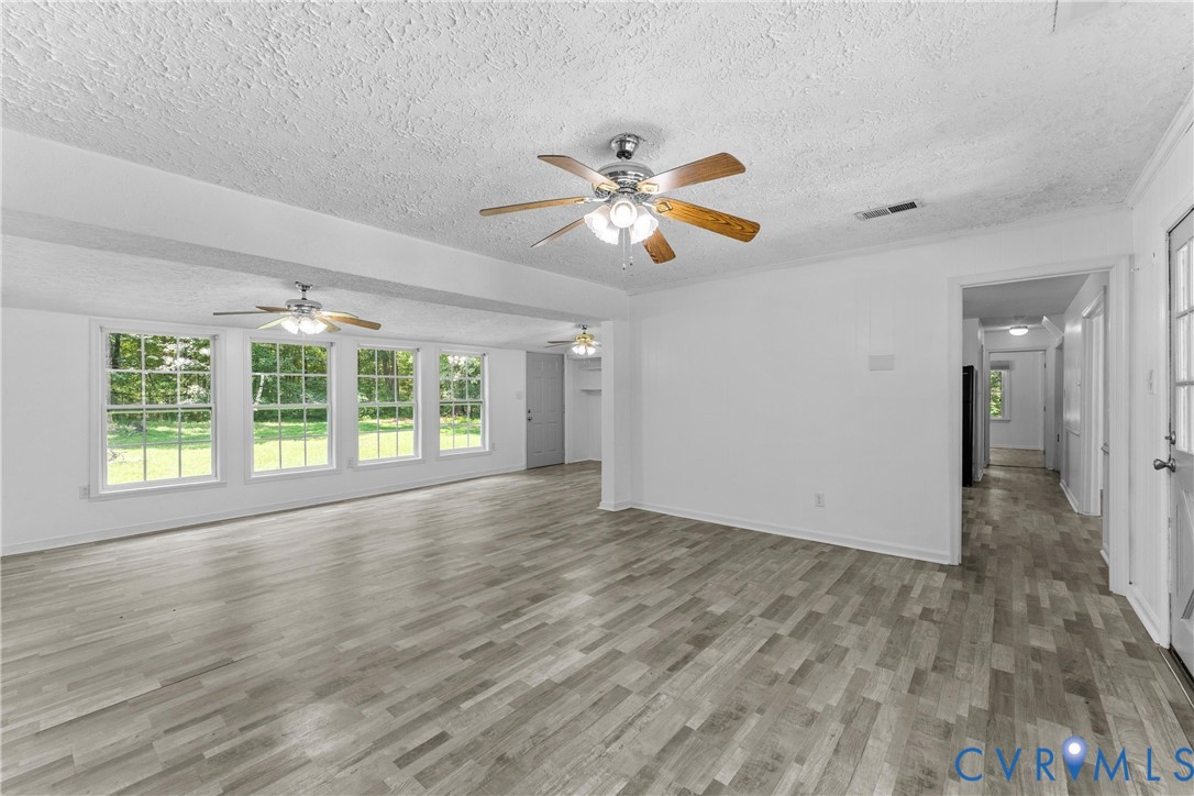 12870 King William Rd Property Photo 11