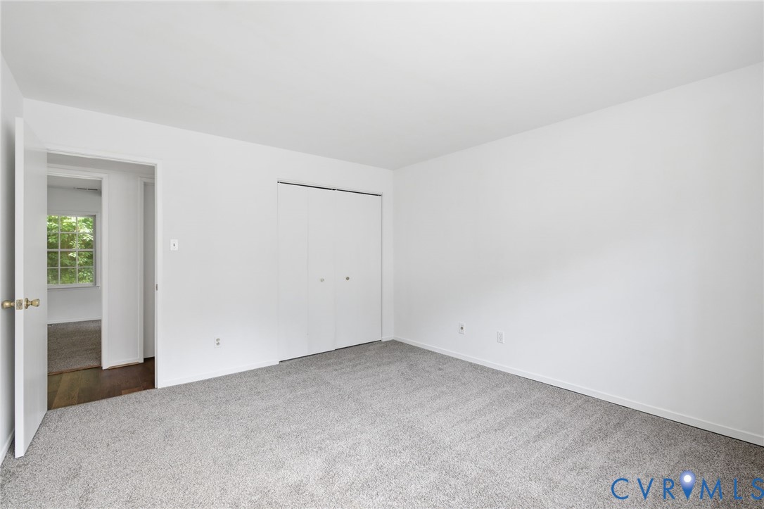 1520 Front Royal Dr Property Photo 23
