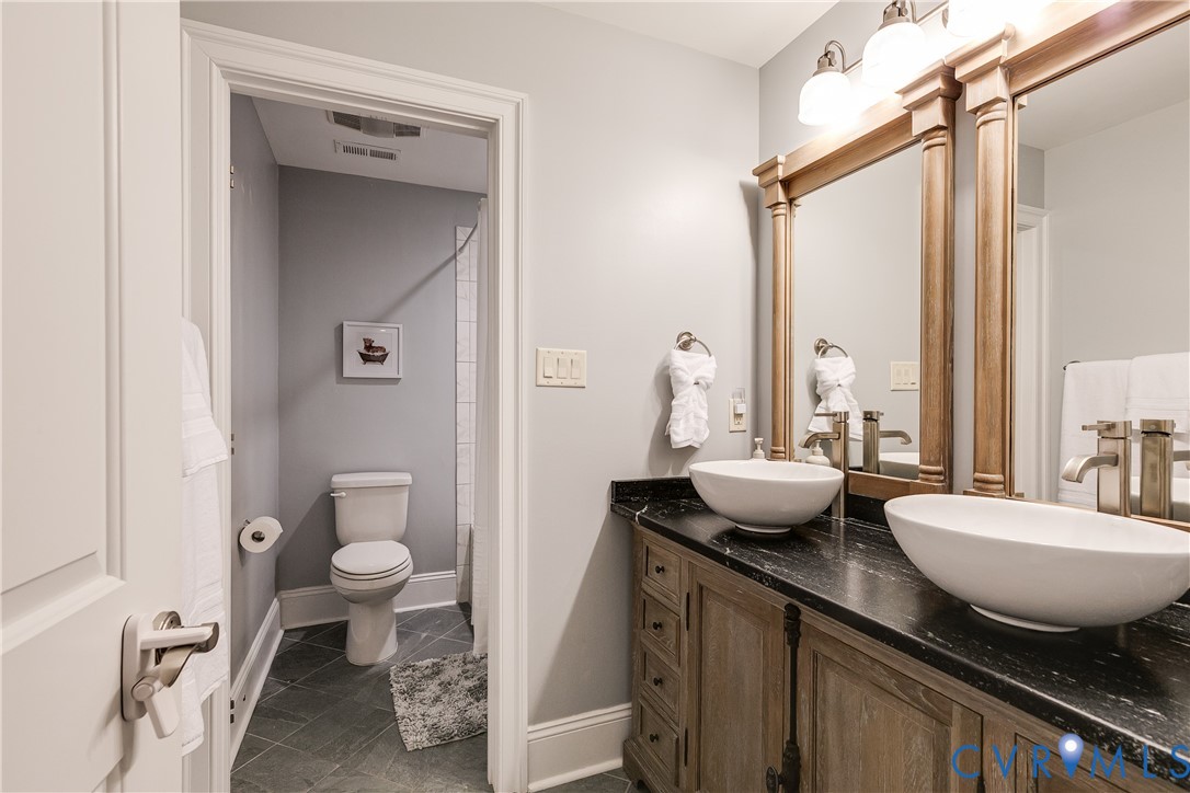 12706 Dell Hill Ct Property Photo 41
