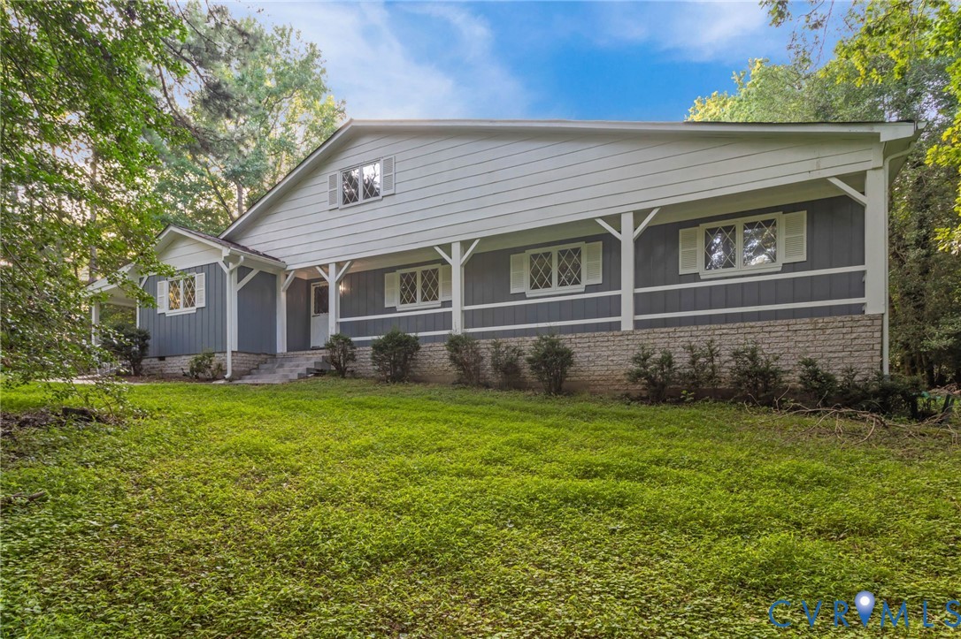 4560 E Williamsburg Rd Property Photo 4