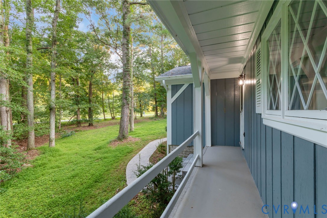 4560 E Williamsburg Rd Property Photo 5