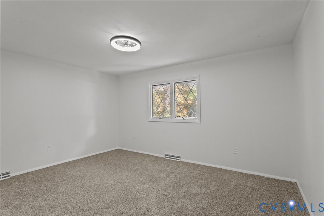 4560 E Williamsburg Rd Property Photo 30