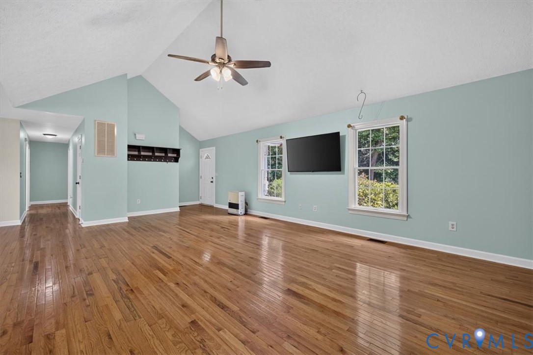 132 Schooner Ln Property Photo 13