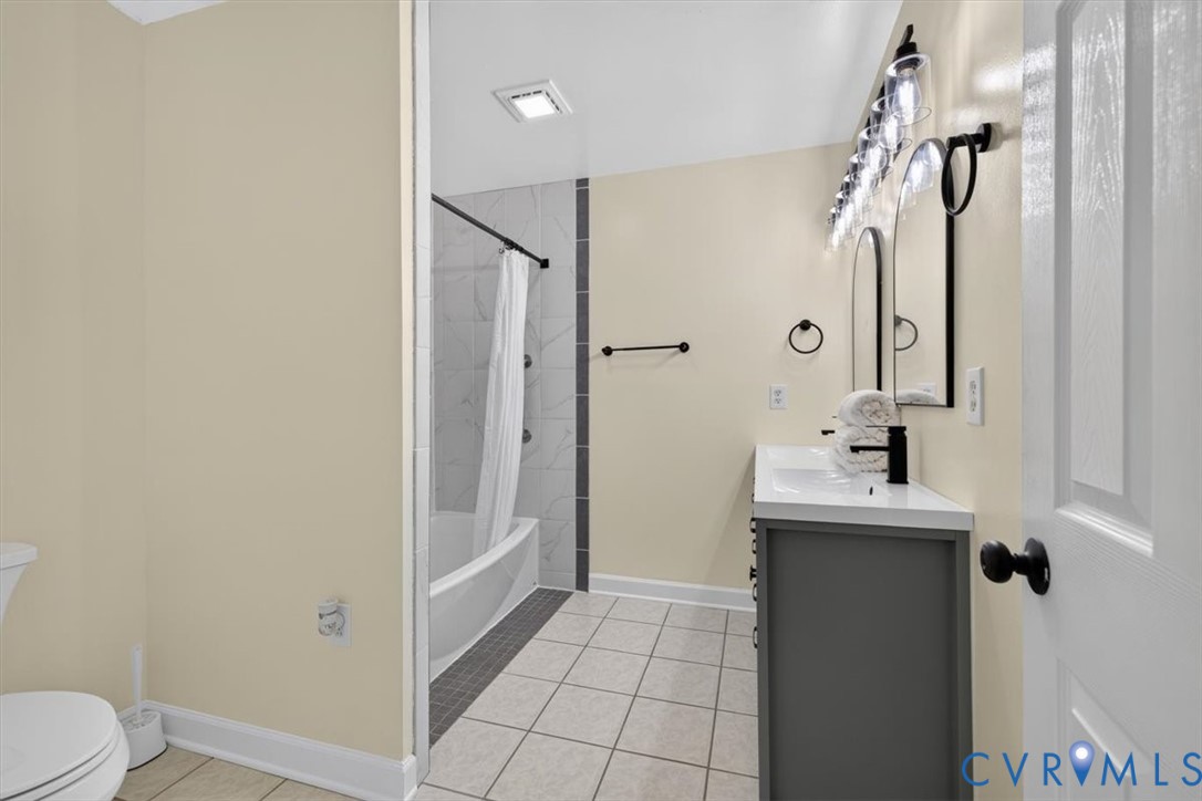 132 Schooner Ln Property Photo 25
