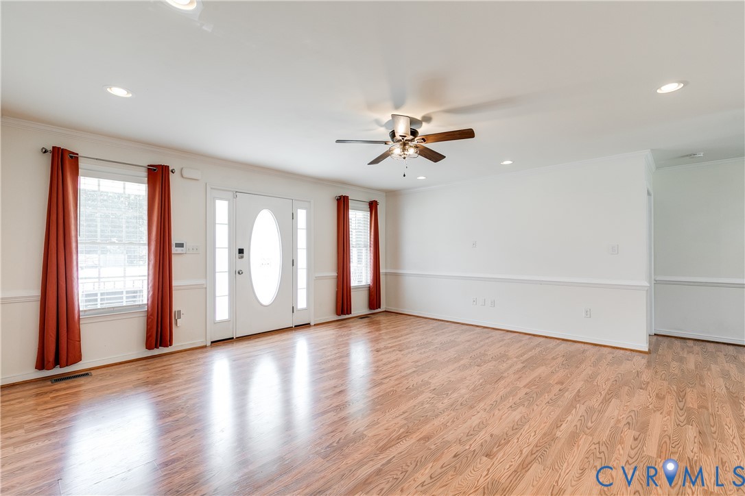 4102 Kenneth Dr Property Photo 2