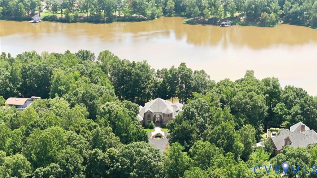 15636 Chesdin Landing Ter Property Photo 6