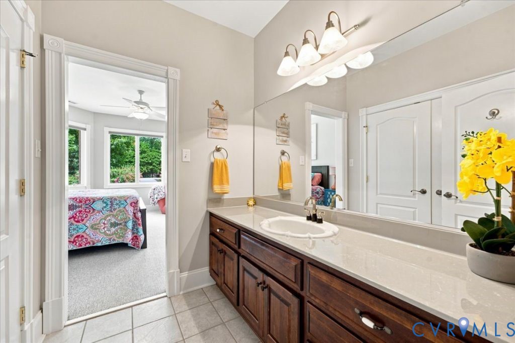 15636 Chesdin Landing Ter Property Photo 34