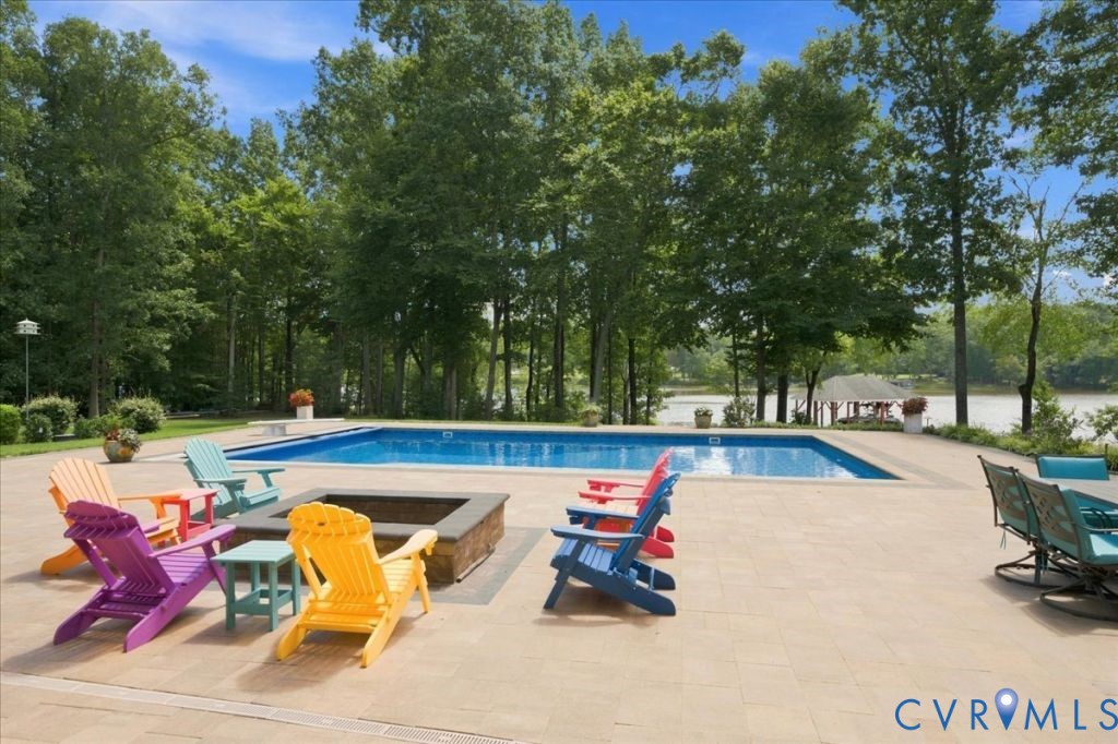 15636 Chesdin Landing Ter Property Photo 47