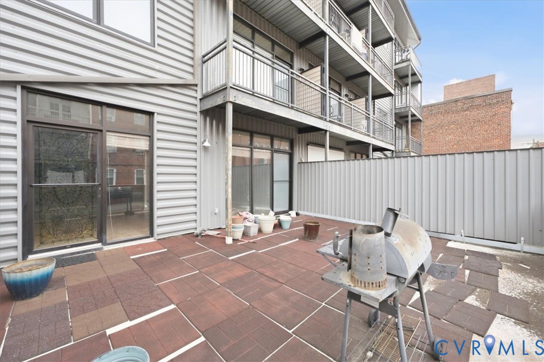 1333 W Broad St Unit#u204 Property Photo 6