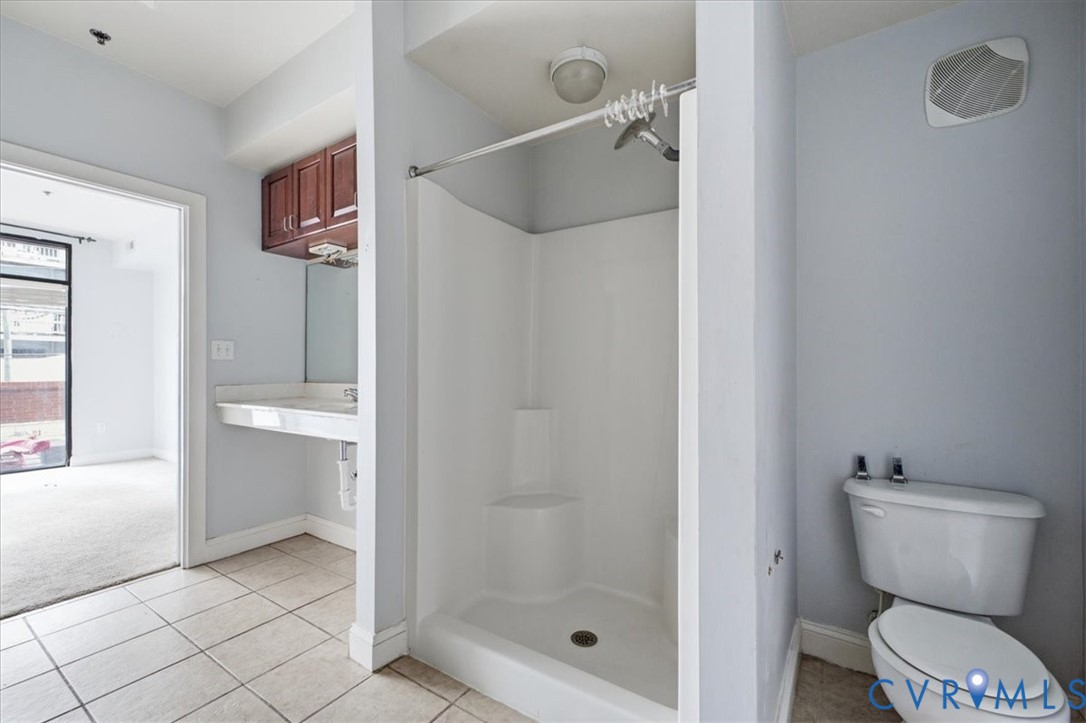 1333 W Broad St Unit#u204 Property Photo 32