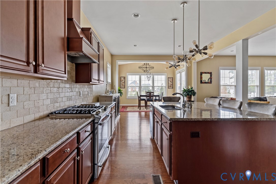 2018 James Overlook Dr Property Photo 13