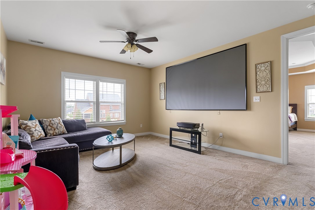 2018 James Overlook Dr Property Photo 21