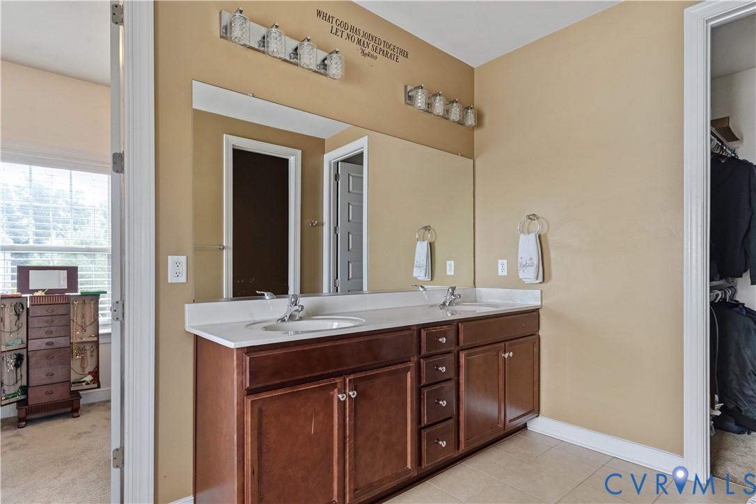 2018 James Overlook Dr Property Photo 28
