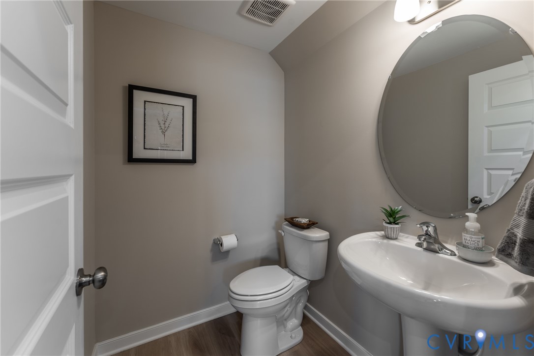 244 Greenpark Rd Property Photo 9