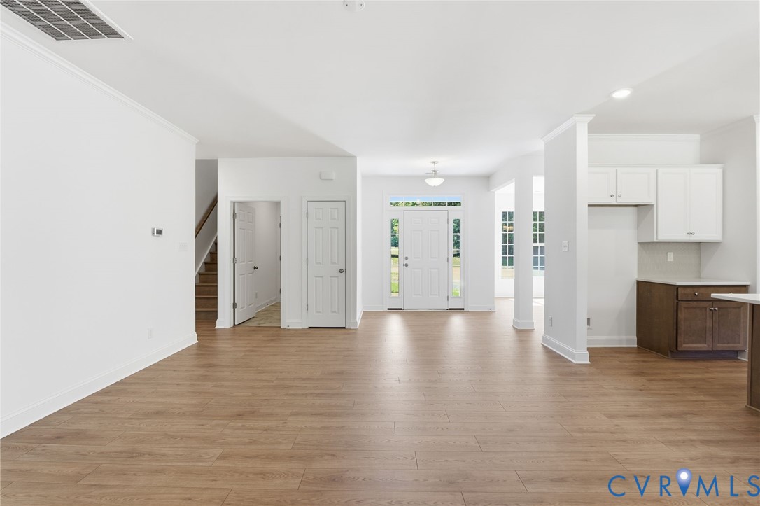 12126 Pin Oak Loop Property Photo 7