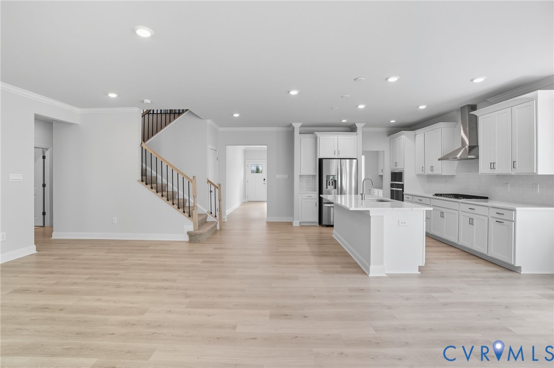 8807 Midmay Ter Property Photo 7