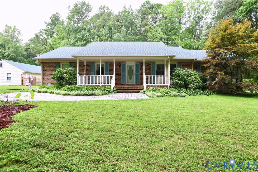 18105 Wards Creek Rd Property Photo 1
