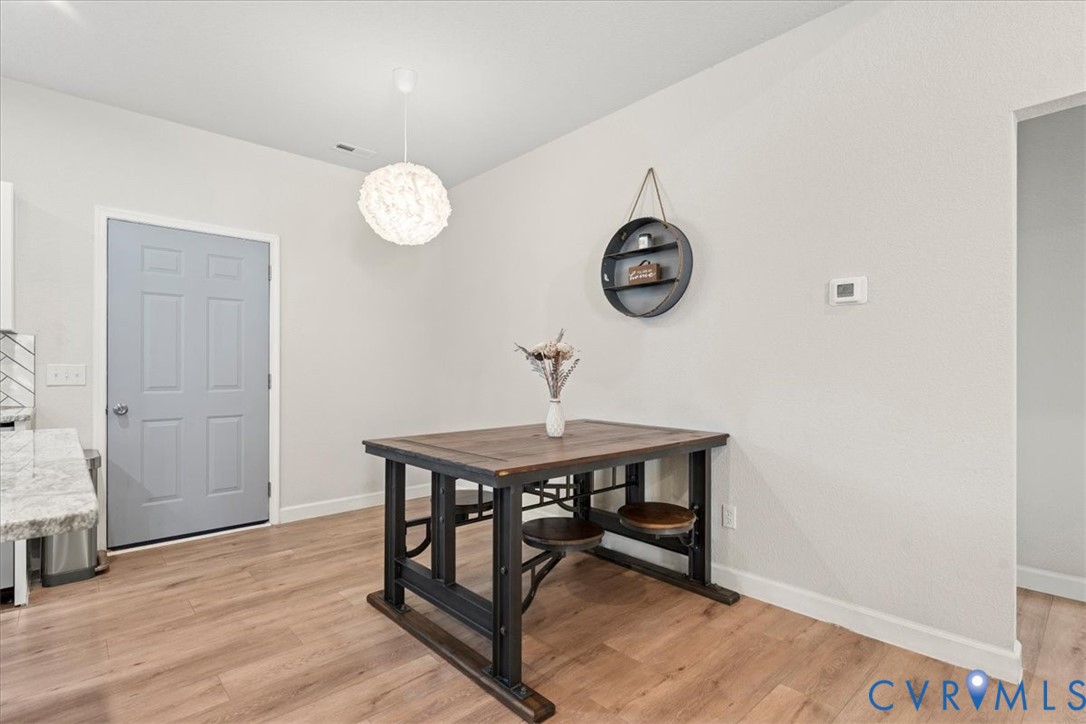 320 Bank St Property Photo 11
