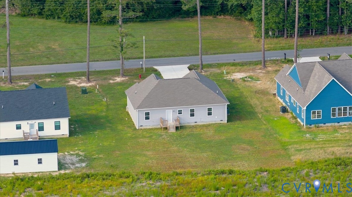 320 Bank St Property Photo 40