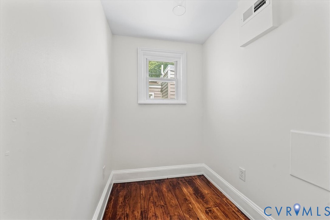 2510 E Leigh St Property Photo 37