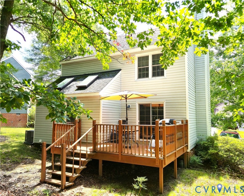 2525 Sutton Pl Property Photo 14