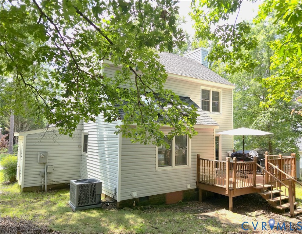 2525 Sutton Pl Property Photo 15