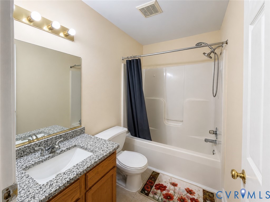 8240 Tarragon Dr Property Photo 13