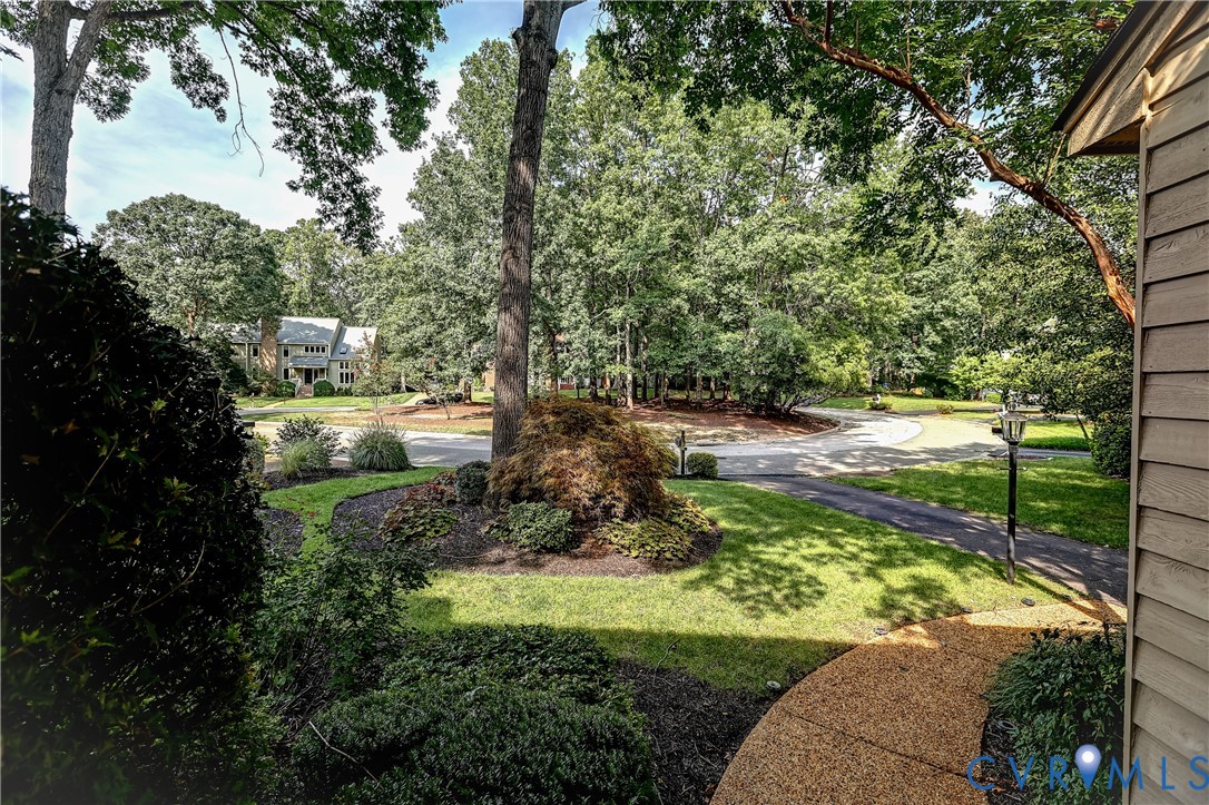 2908 Huntwick Ct Property Photo 4