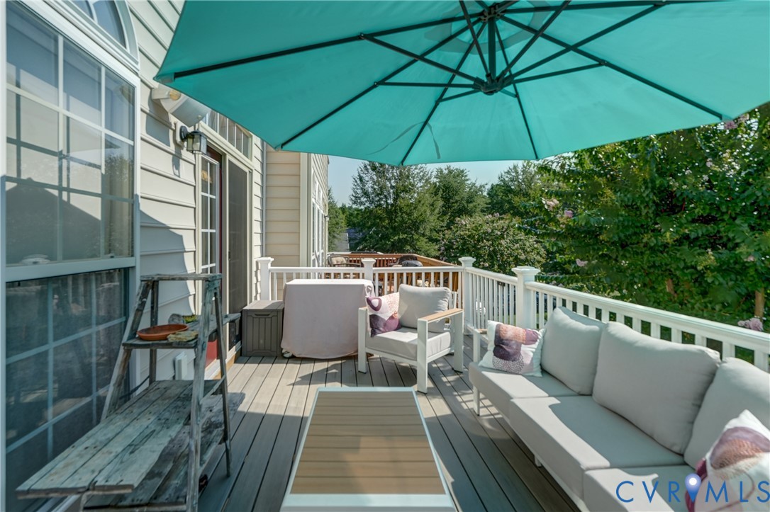 2914 Murano Way Property Photo 11