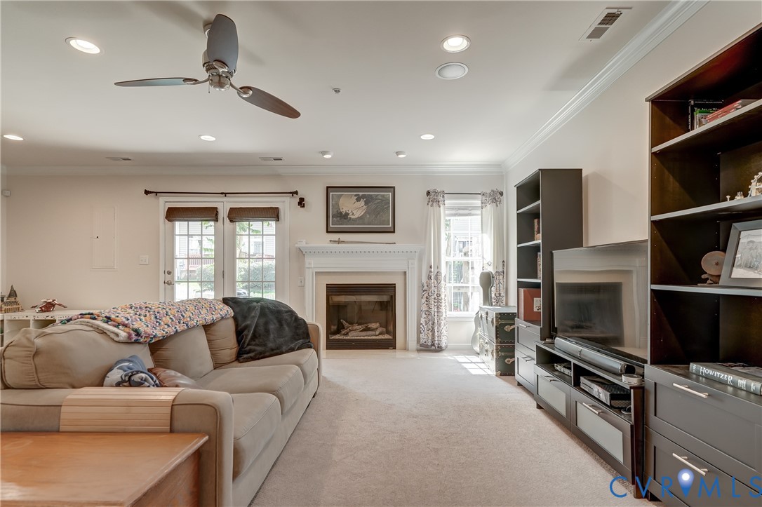 2914 Murano Way Property Photo 17