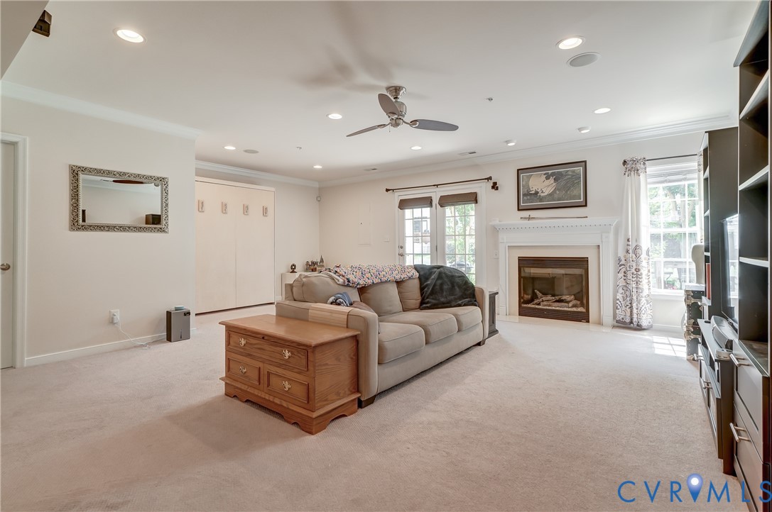 2914 Murano Way Property Photo 19