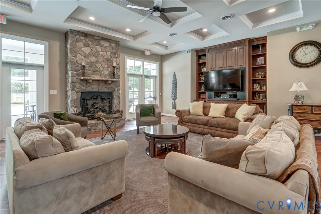 2914 Murano Way Property Photo 60