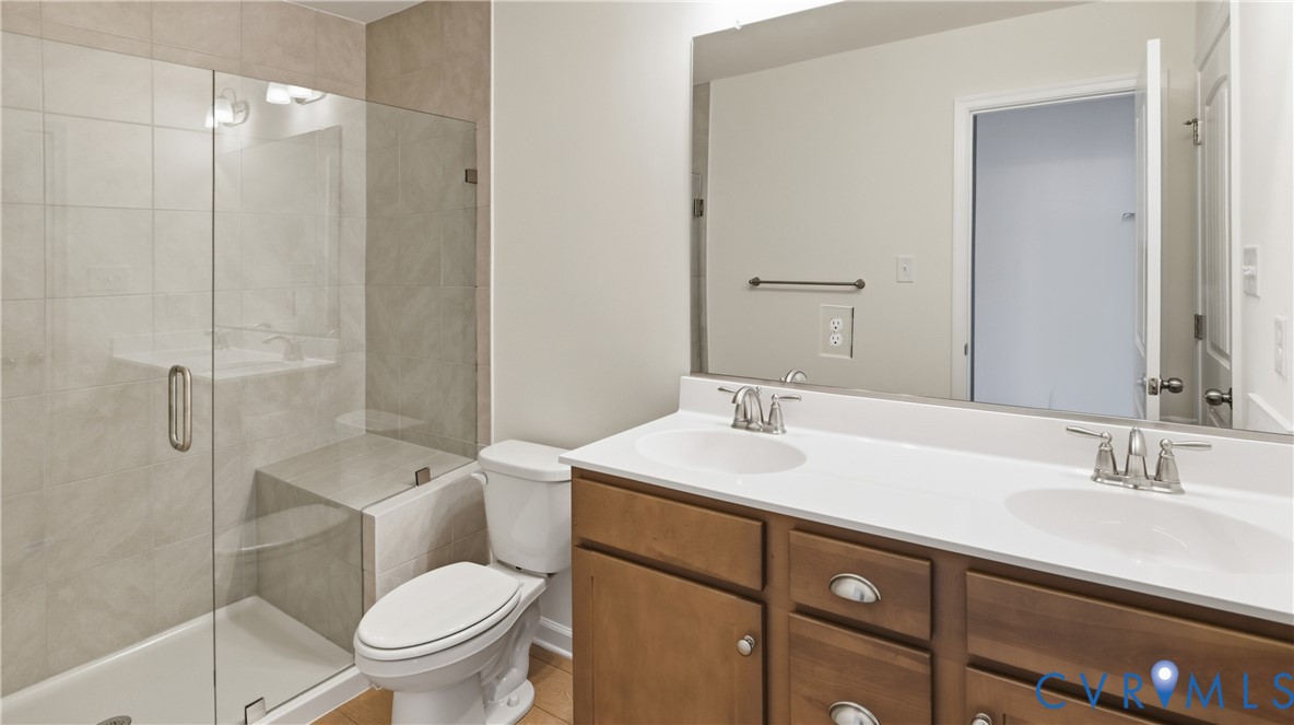 16319 Alexandria Ct Property Photo 14