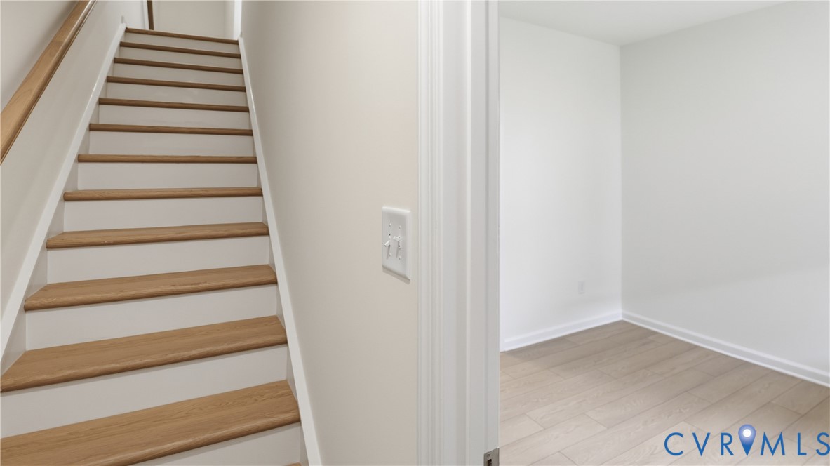 16319 Alexandria Ct Property Photo 21