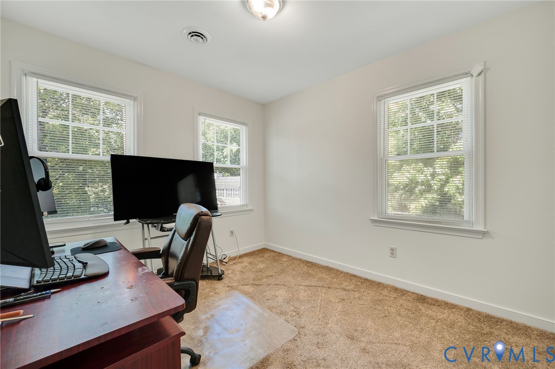 7236 Hartsdale Ct Property Photo 16