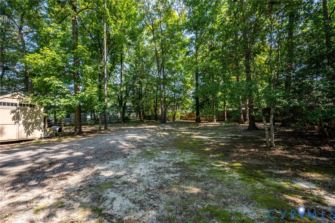 7236 Hartsdale Ct Property Photo 19