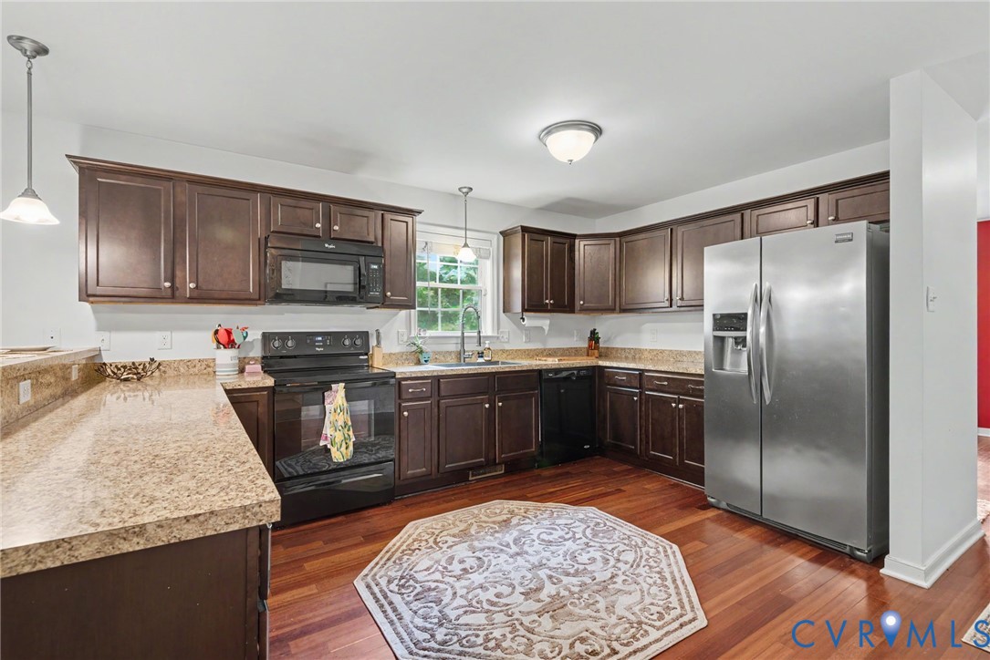 7312 Round Ridge Pl Property Photo 12