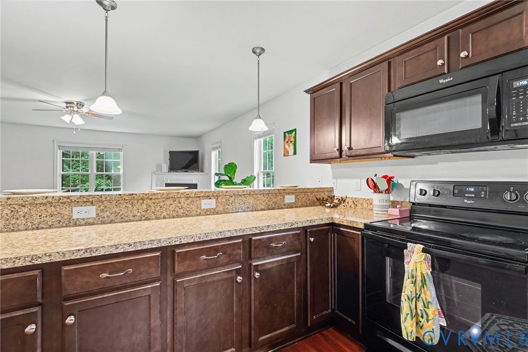 7312 Round Ridge Pl Property Photo 13