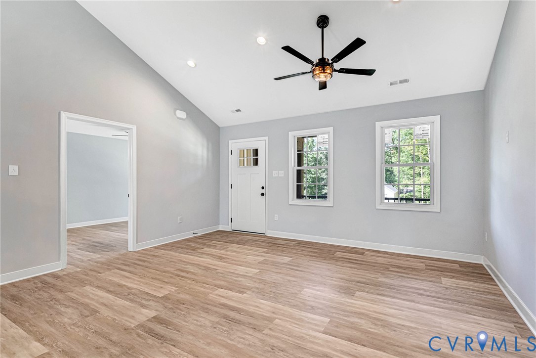 11480 Brown Ln Property Photo 15