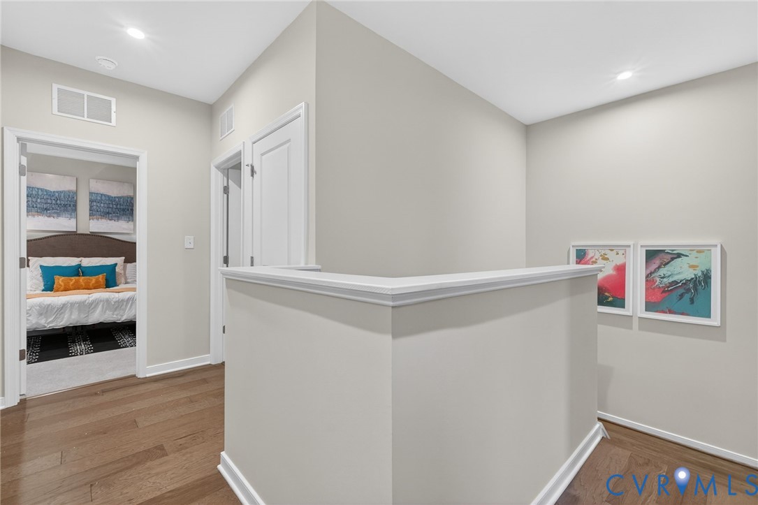 2439 Ownby Ln Unit#b 13 Property Photo 16