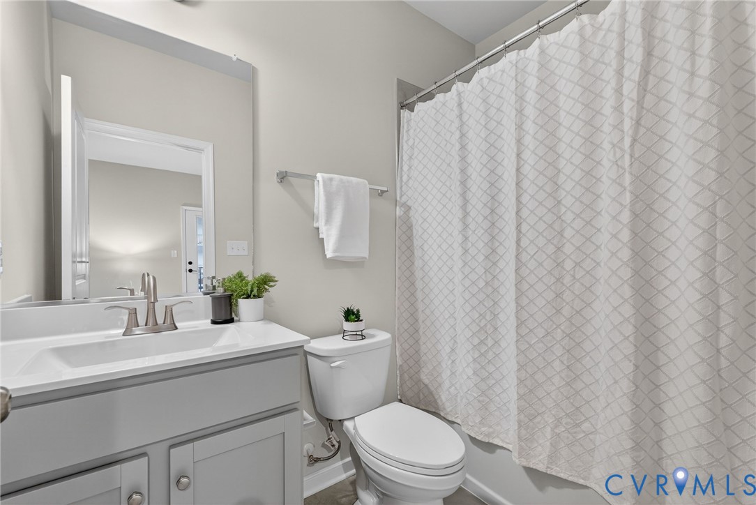 2439 Ownby Ln Unit#b 13 Property Photo 28