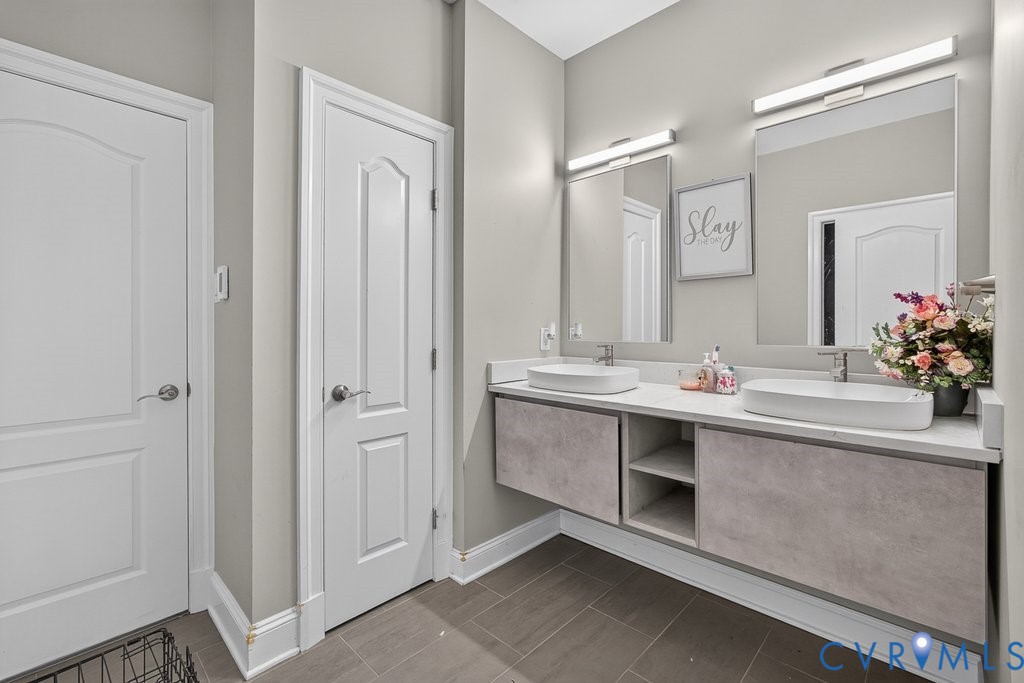 11431 Shorecrest Ct Property Photo 36